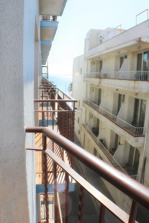 Hotel Parc Roses Exterior photo
